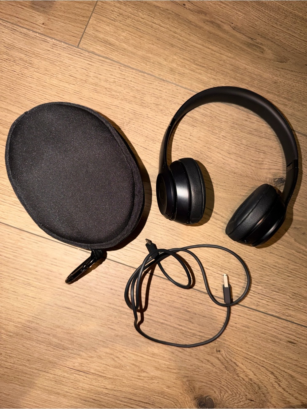 BEATS Solo3 Wireless Headphones